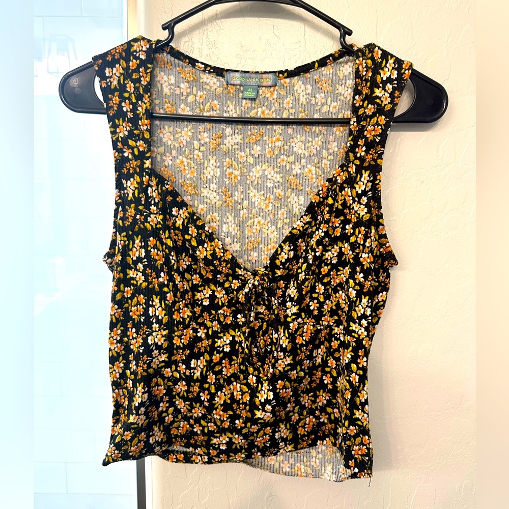Good luck gem floral tank 🌼